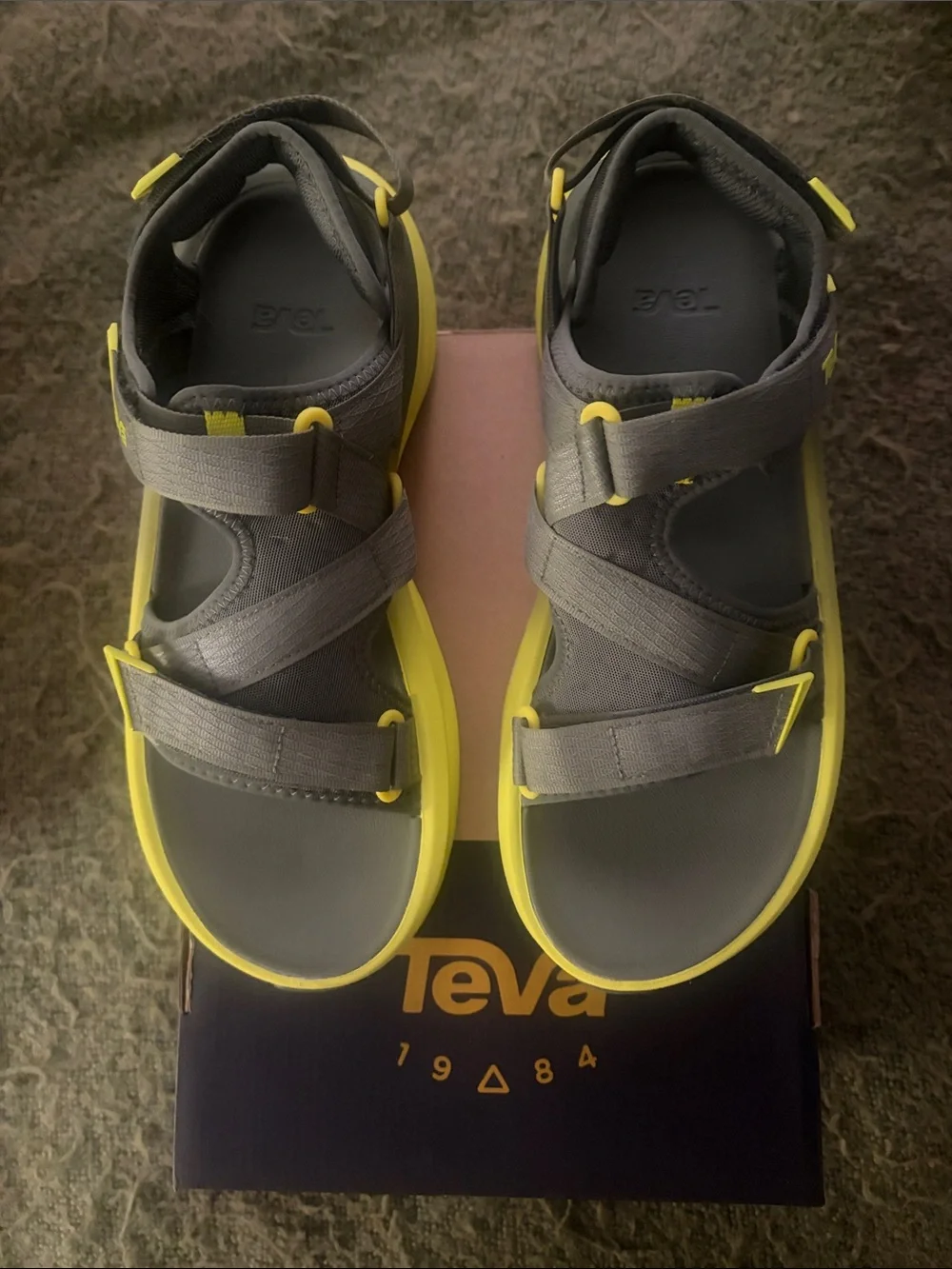 Teva Aventrail R2T Grey & Neon Yellow  Sandals